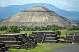 Piramidele de la Teotihuacan
