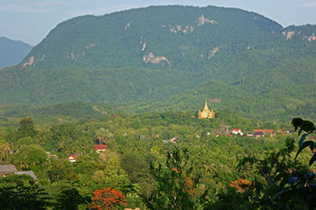 Luang Prabang - Bijuteria Indochinei - mai